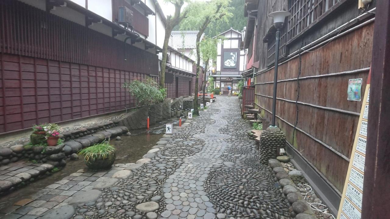 Hotel Yanaka No Taisuke Gujō Exterior foto